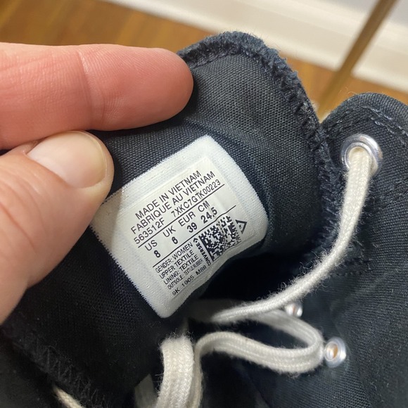 Converse Chuck Taylor All Star 2 Shoes Womens Size 8 Black Mid Top Sneakers - Picture 9 of 10